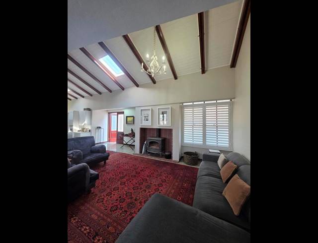 3 BEDROOM COMPLEX FOR SALE IN LYNNWOOD